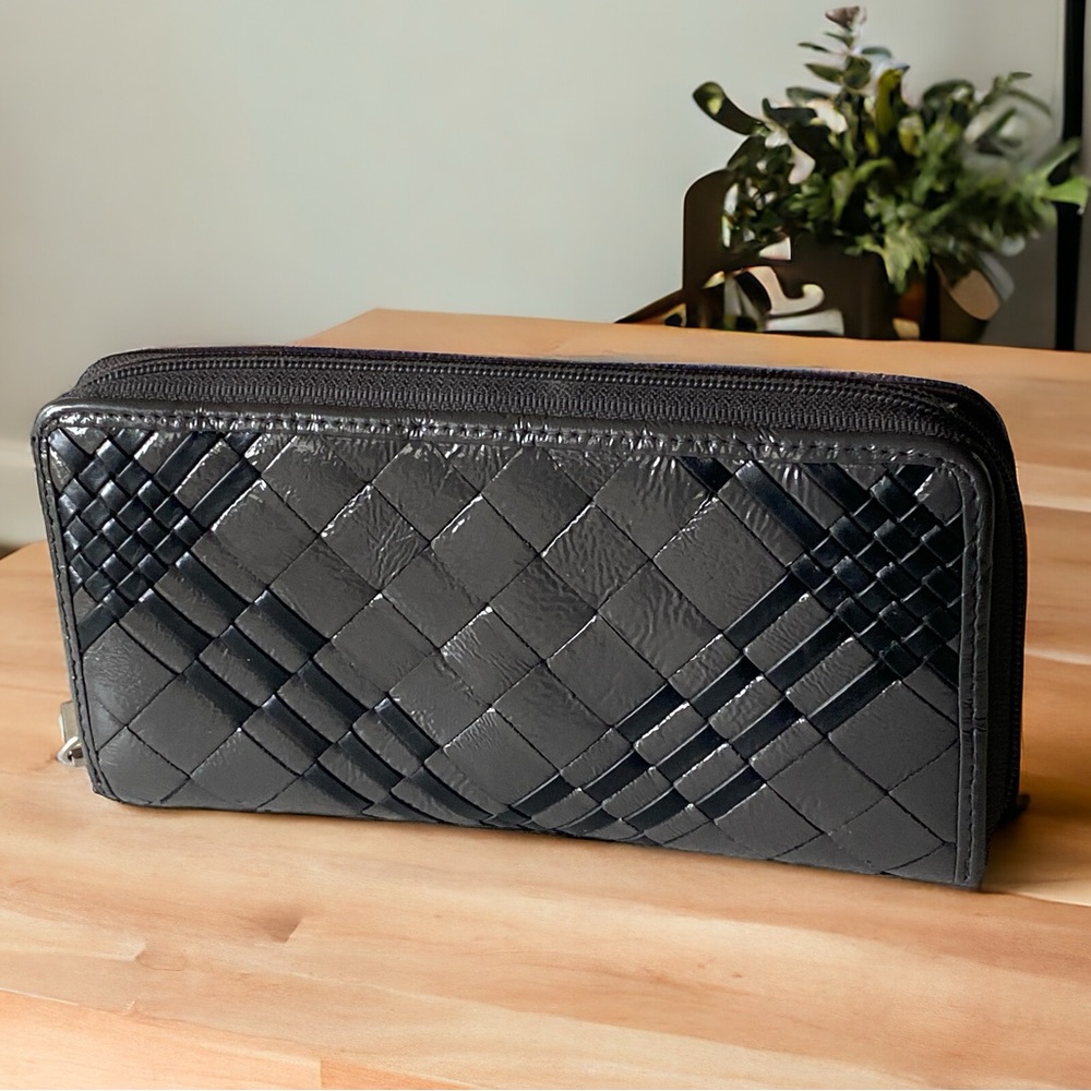 HOBO Weaved Long Zipper Wallet. Grey/Black Extra Spacious Silver HOBO Hardware